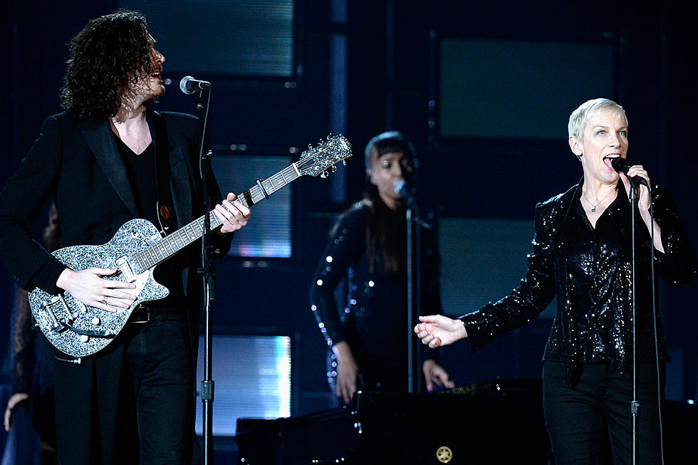 Hozier + Annie Lennox Blow Away the Grammys With Duet