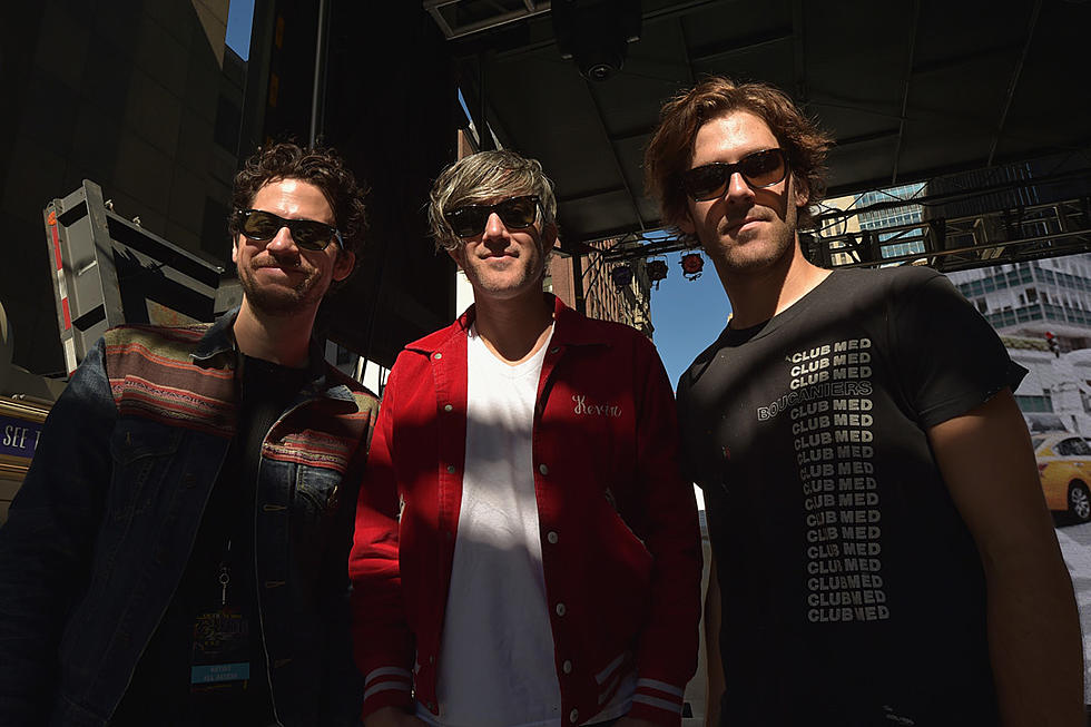 We Are Scientists' Video for 'Overreacting Under the Sea'