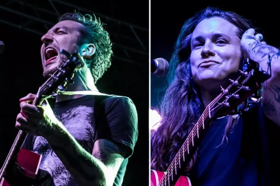 Frank Turner + Laura Jane Grace Stun Fans With Acoustic Club Show at Punk Rock Bowling 2015