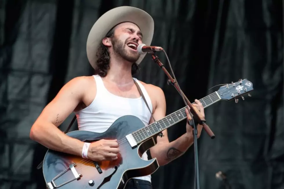Shakey Graves Performs &#8216;The Perfect Parts&#8217; on VH1&#8217;s &#8216;Big Morning Buzz Live&#8217;