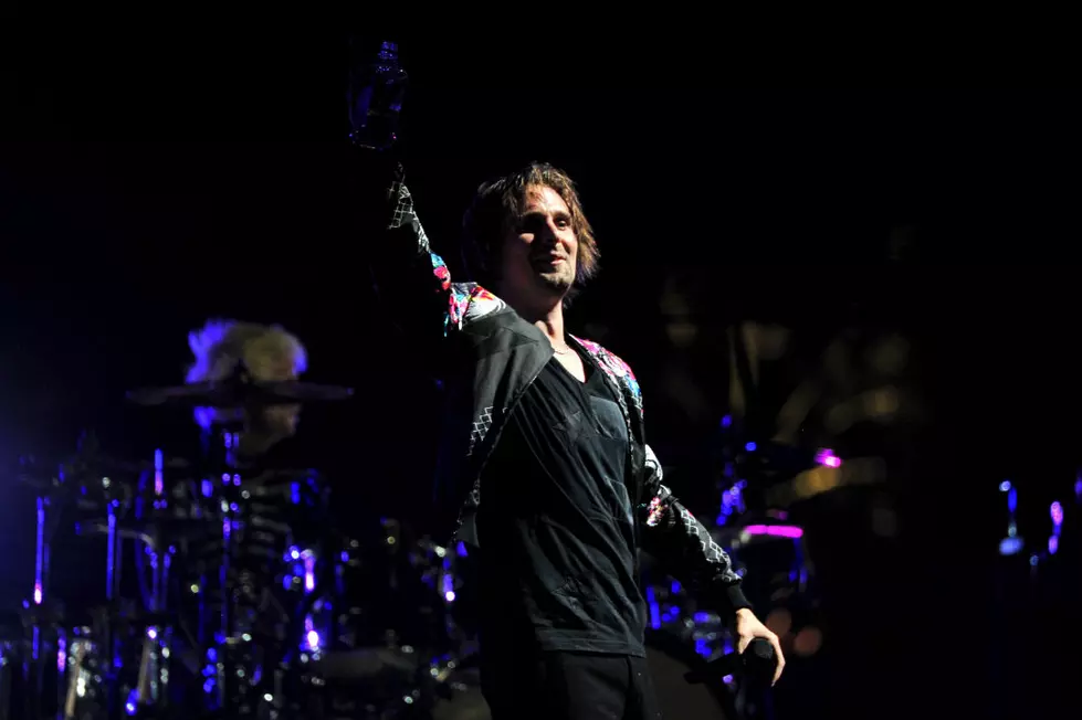 Watch Muse’s Lyric Video for ‘The Handler’