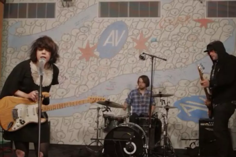 Watch Screaming Females Play an Epic Punk Cover of Taylor Swift&#8217;s &#8216;Shake It Off&#8217;