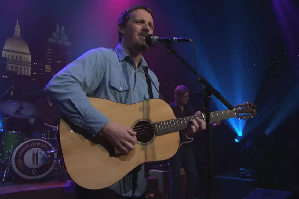 Watch Sturgill Simpson's Melancholy Willie Nelson Cover on ‘Austin City Limits’