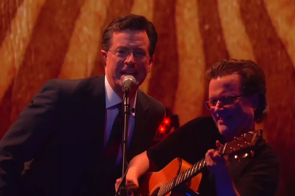 Watch Violent Femmes Lead a Sing-Along of ‘Blister in the Sun’ on ‘Colbert’