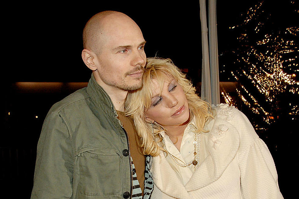 Courtney Love Dumped Billy Corgan Because He Wouldn't Pay for Her Plane Ticket