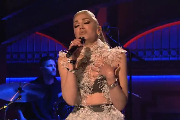 Gwen Stefani Performs ‘Make Me Like You,’ Professes Love for Space Pants on ‘SNL’