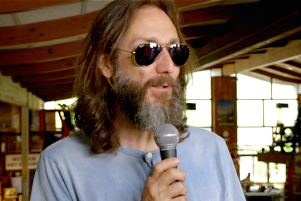 Chris Robinson Discusses New Music + Gathering Inspiration at Mountain Jam [VIDEO]