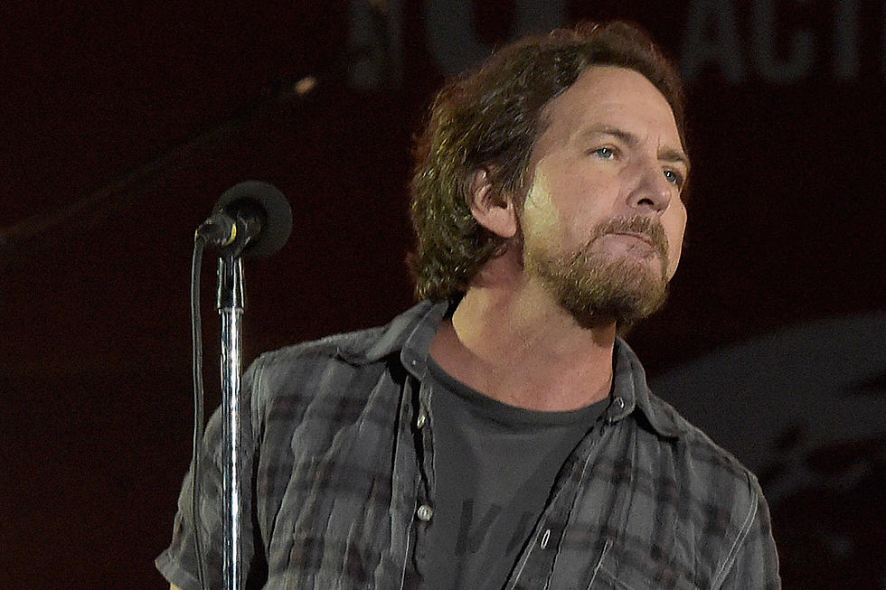 Watch Eddie Vedder Sing With Nearly Everyone Who Played the Ohana Festival