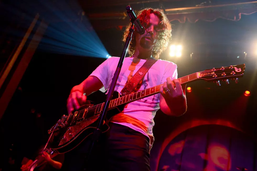 Listen to Alternate Mix of Temple of the Dog’s ‘Say Hello 2 Heaven’