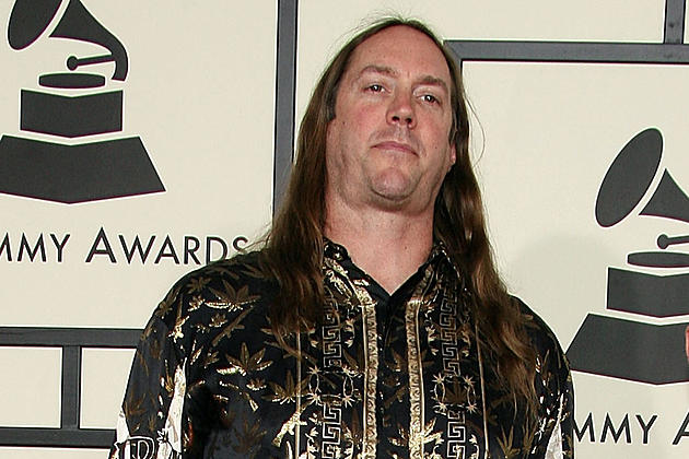 Tool&#8217;s Danny Carey Plays Gig Despite Staph Infection