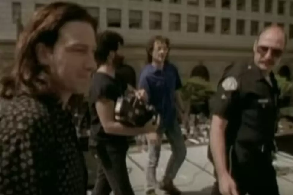 30 Years Ago: U2 (Briefly) Take Over an L.A. Street for the ‘Where the Streets Have No Name’ Video