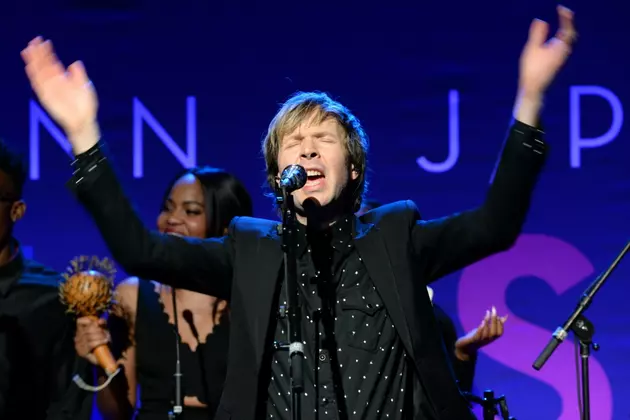 Beck Is Finally Ready to Release &#8216;Colors,&#8217; Calls the Experimental Pop Album &#8216;Quite an Undertaking&#8217;