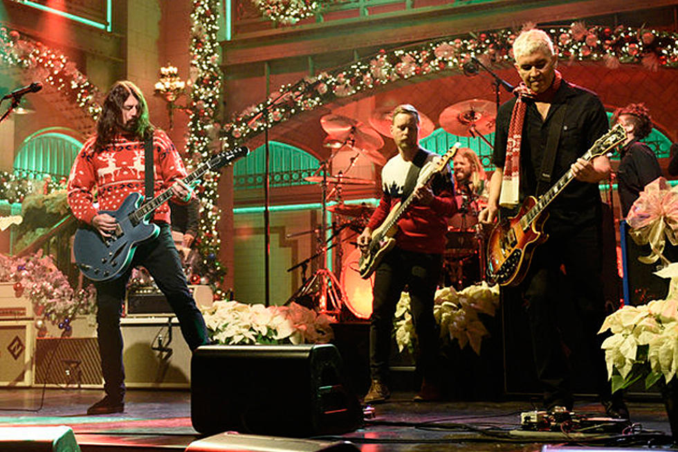 Watch Foo Fighters’ Christmas Medley on ‘SNL’
