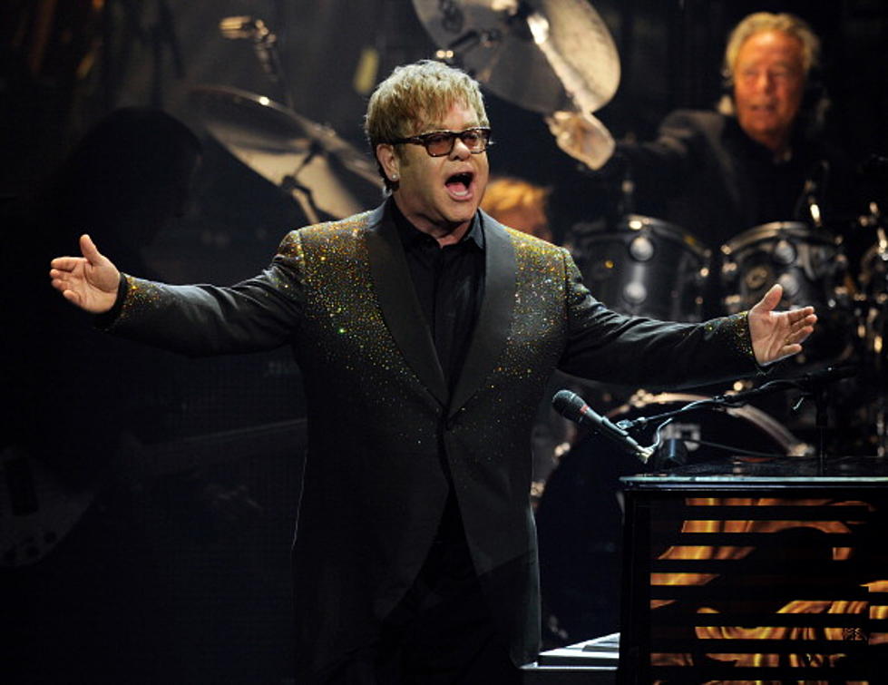 Elton John starts 3-year Las Vegas run