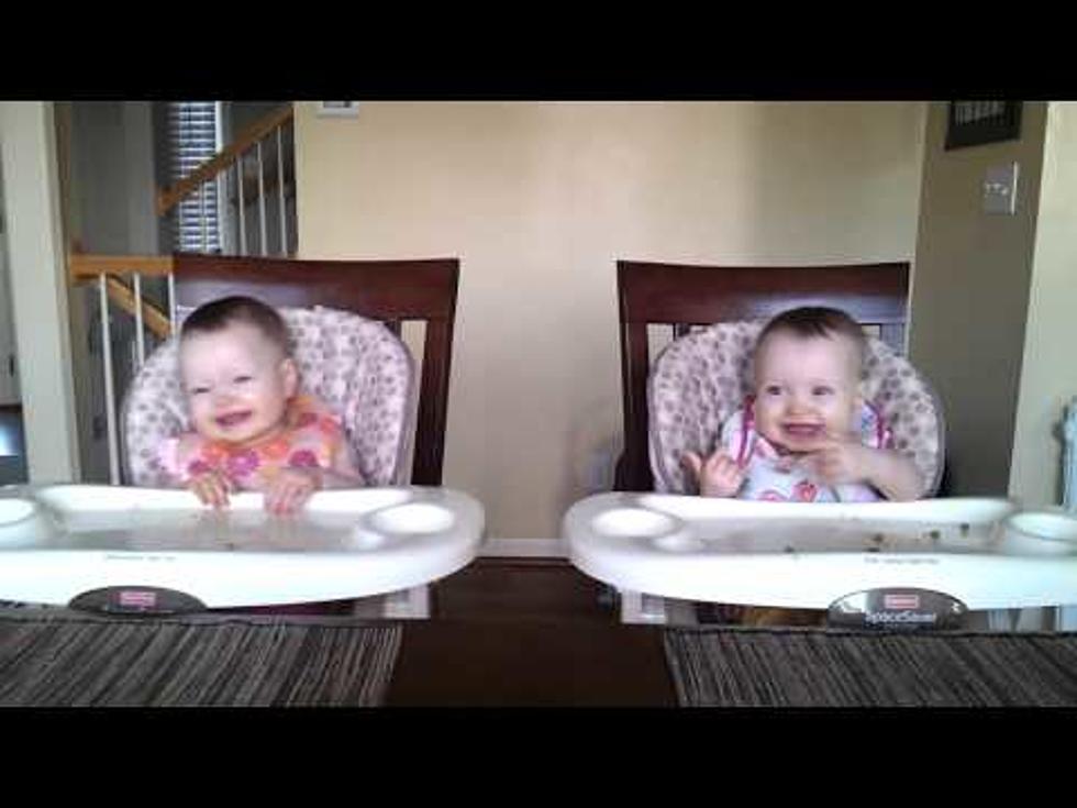 11-Month Old Twin Girls Dance to Daddy’s Guitar [Video]