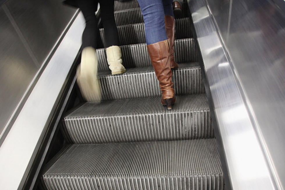 This Isn’t How You Ride An Escalator [Video]