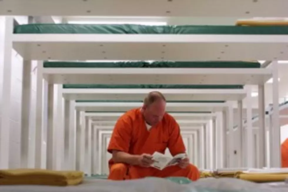 Saginaw Jail Inmates Switching to Black-and-White Stripes Because Orange is too &#8216;Cool&#8217;