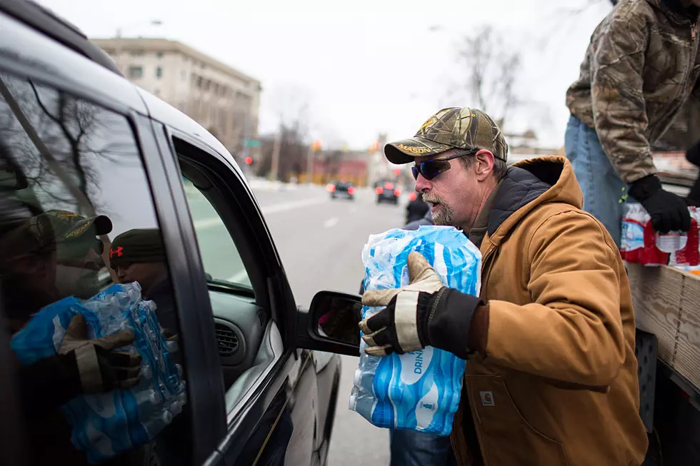 Grand Rapids-Based Water Company Boxed Water Donating to Flint