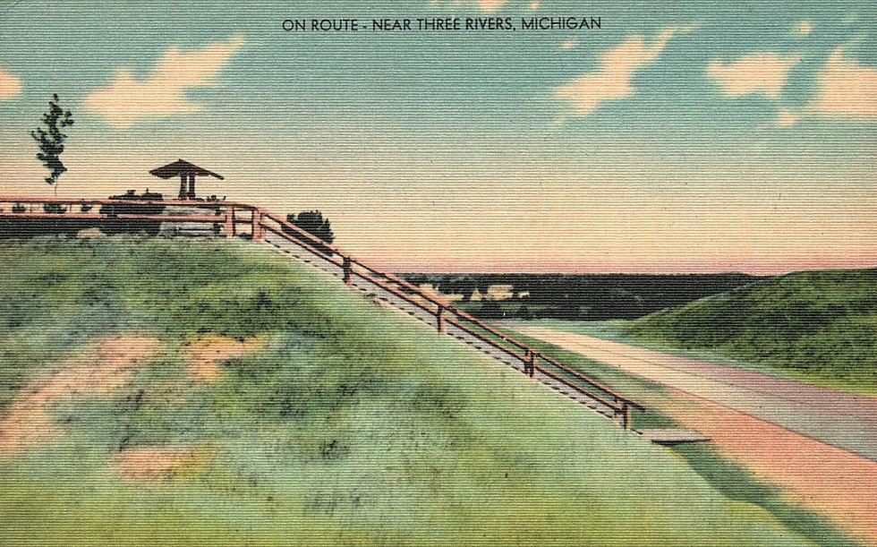 No One Remembers This Scenic Roadside Overlook in Southern Michigan