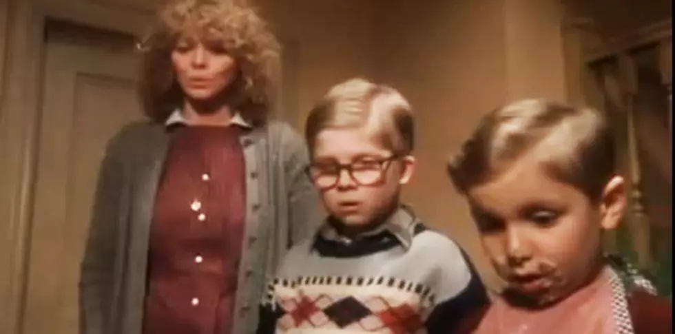 FREE Movie, ‘A Christmas Story’ At The Oneonta Theatre Saturday [Video]