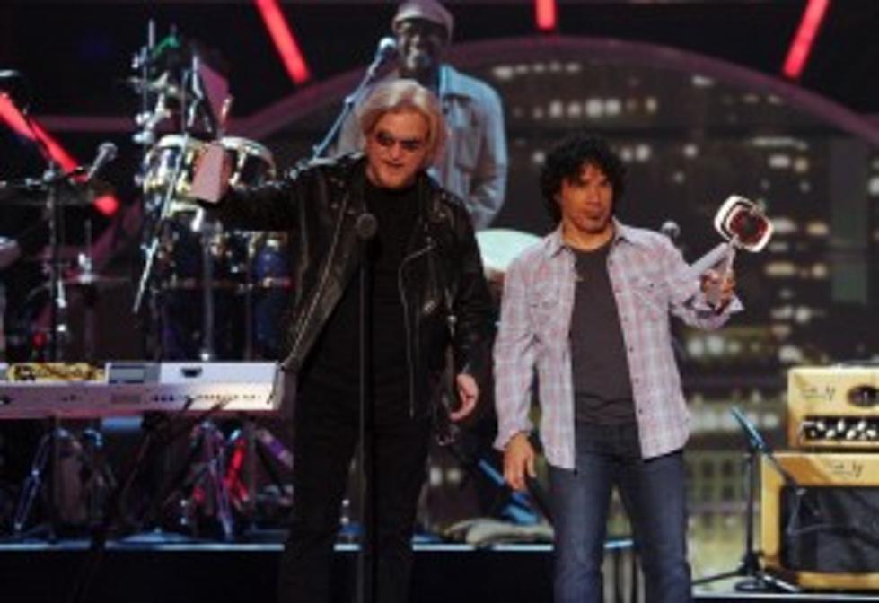 Hall &#038; Oates Books May 9 Date at Van Andel Arena [Video]