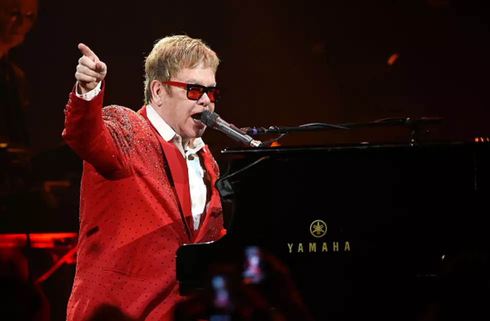 Italian Politicians Blast Elton John For His Dolce &#038; Gabbana Boycott
