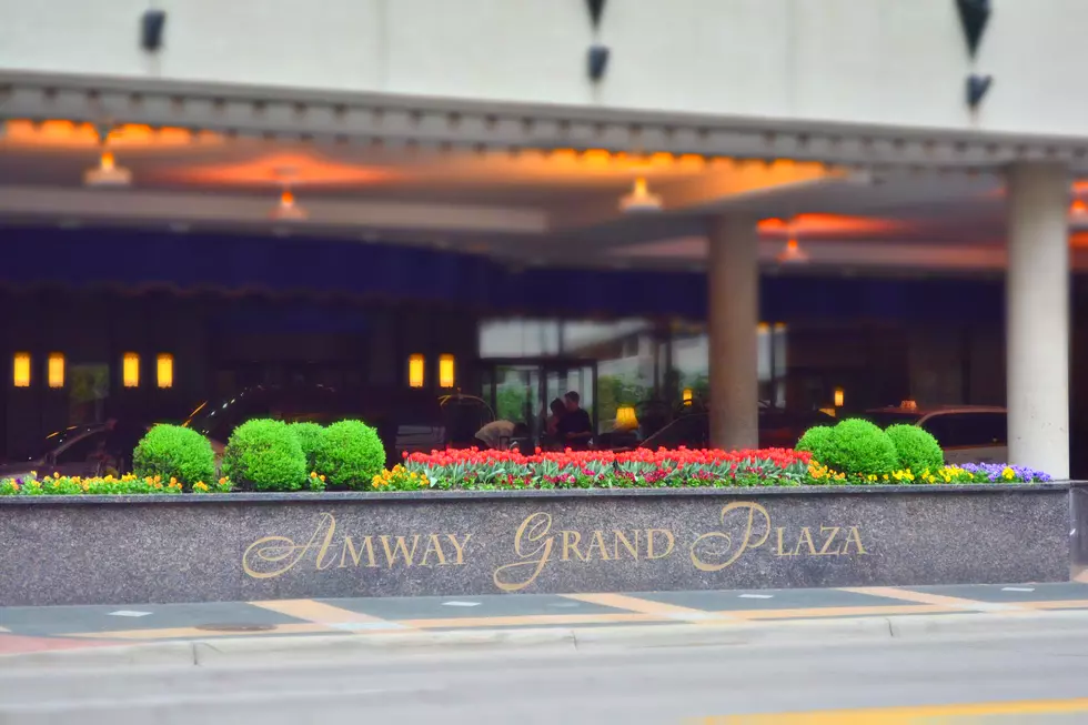 Amway Grand Hotel Shows Its Heart For GR