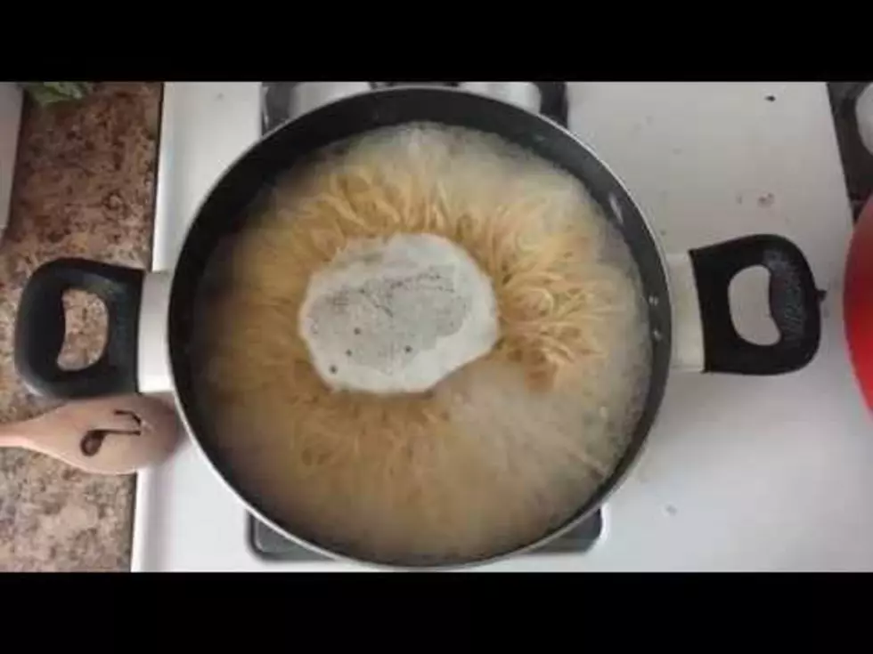 Video of Noodles Stirring Themselves