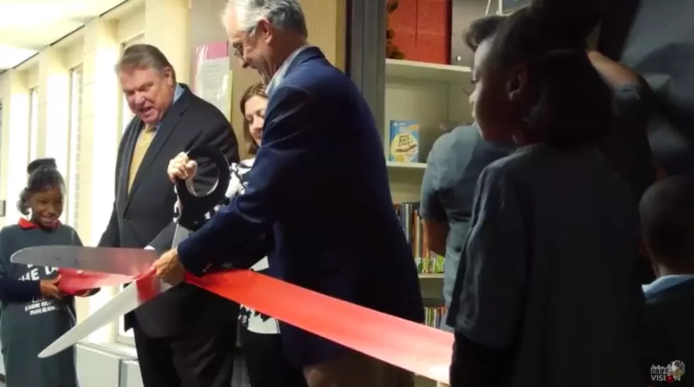 Grand Rapids Griffins Give $15,000 Makeover to Elementary School