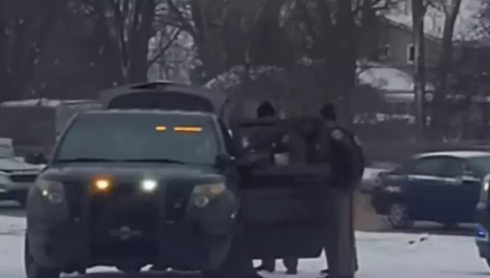 ‘I’m The Sheriff. Who Are You?’ Phony Michigan Cop Busted [Video]