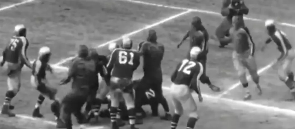 &#8216;Worst Play In NFL History&#8217; Involves The Lions [Video]