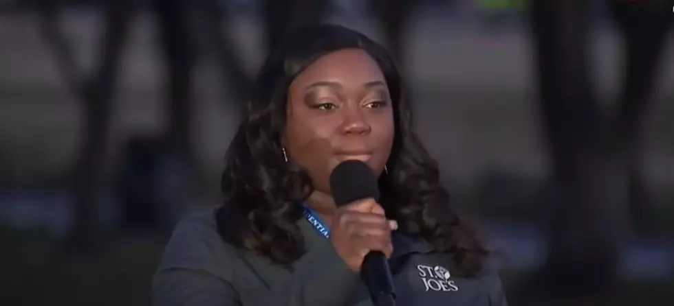 Michigan Nurse Sings At COVID Memorial Event [Video]
