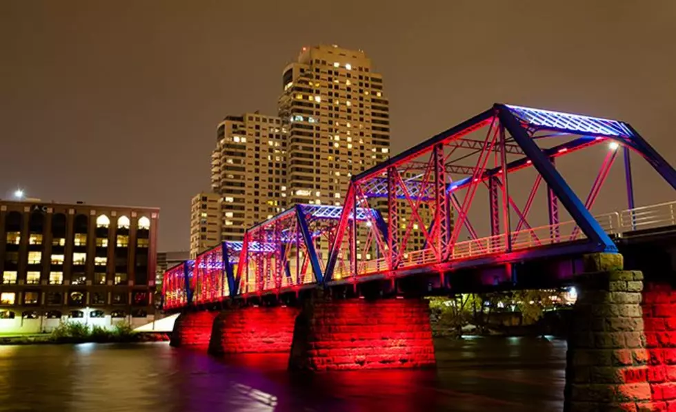 The Blue Bridge In GR Turns Red For Covid 19 Victims