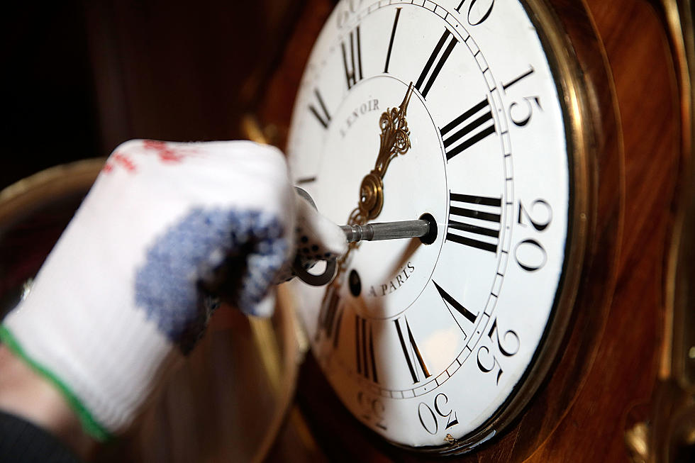 Fall Back – When Does the Time Change in 2013?