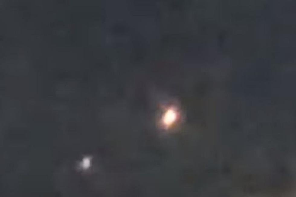 Watch Video of Fleet of UFOs Spotted in Illinois Move in Sync