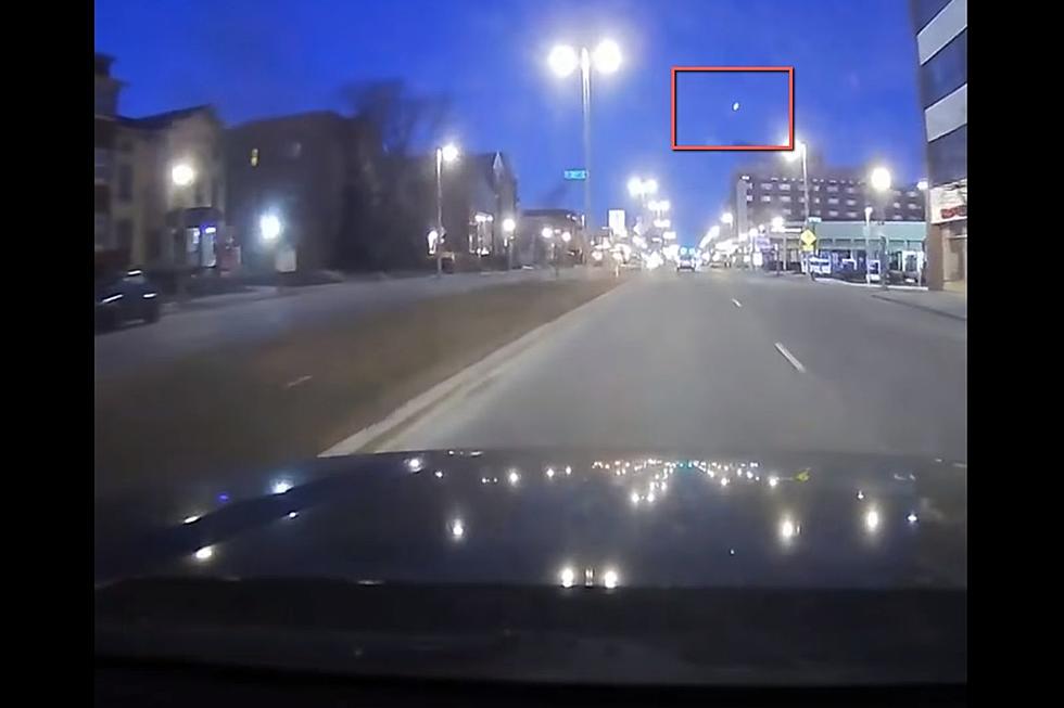 Caught on Video Watch A Huge Fireball Fall From The Sky in Illinois