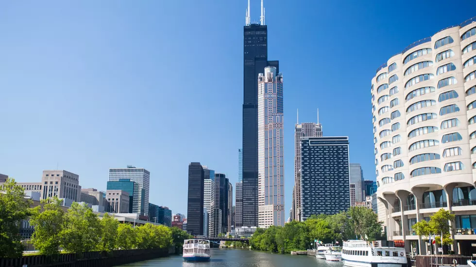 A Website says every American should take this Tour in Illinois
