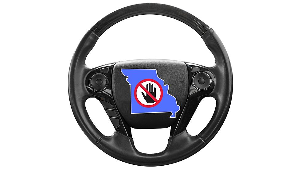 Missouri Drivers &#8211; Don&#8217;t Put This on Your Steering Wheel or Else