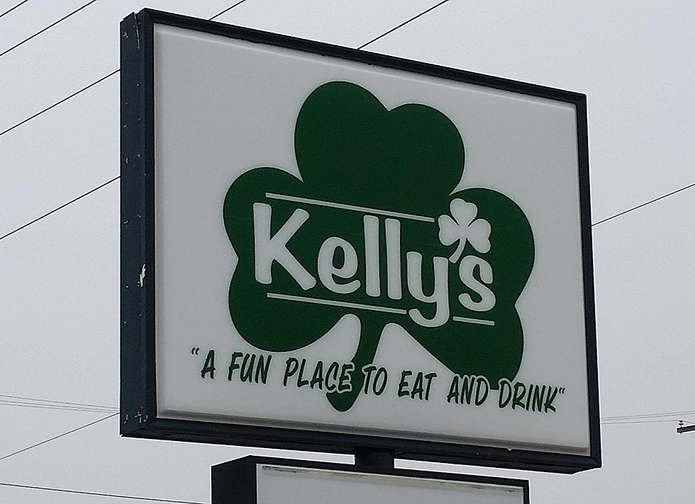 Ever Notice the Error In This Iconic St. Pat’s Quincy Sign?