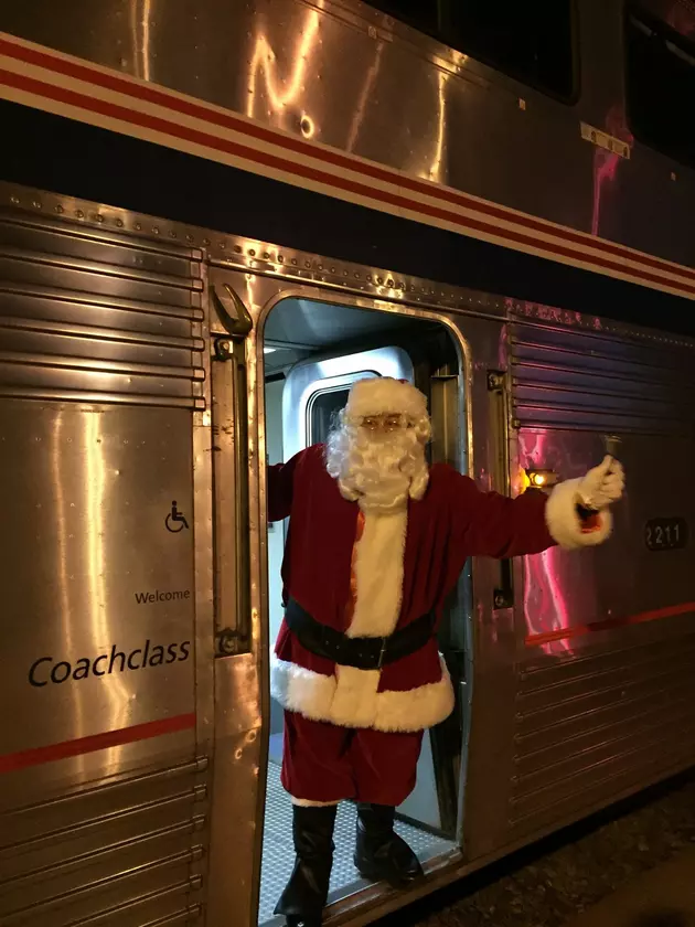 Santa&#8217;s Taking the Train From Quincy to Macomb (And You Can Join Him!)
