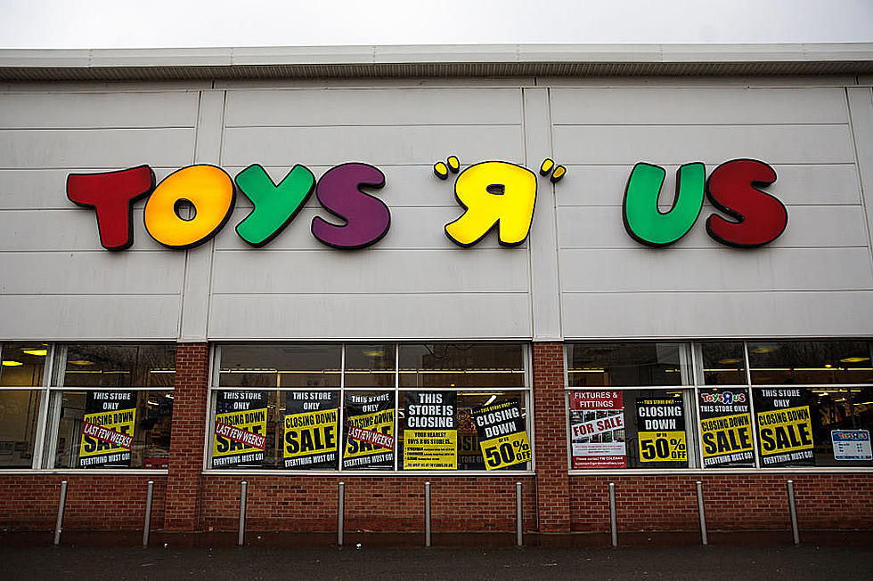 Remember KB Toys? Apparently They Might Be Replacing Toys R Us (Kind Of)