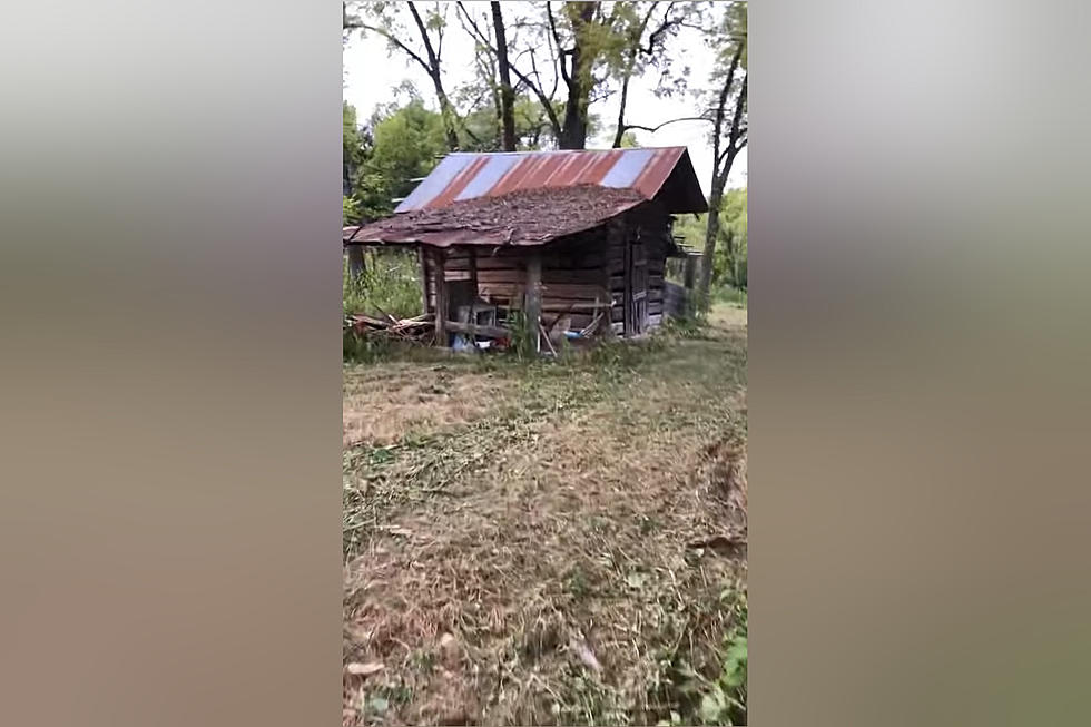 1880’s Log Home of Missouri Pioneer Untouched for Last 10 Years