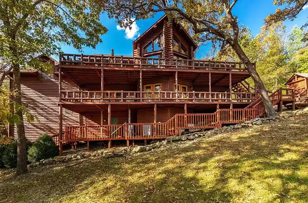 This Table Rock Lake Log Cabin Might Be Prettiest in Missouri