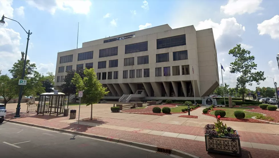 The Internet Claims the World’s Ugliest Courthouse is in Illinois