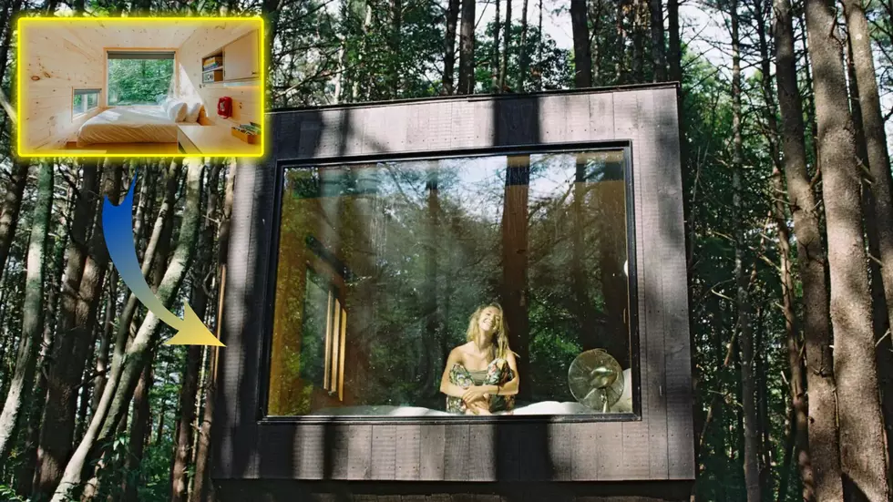 What It’s Like to Stay in a Tiny Cube Home in the Missouri Woods