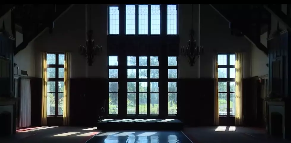 This Famous Illinois Golf Club Found Windows Hidden for 60 Years