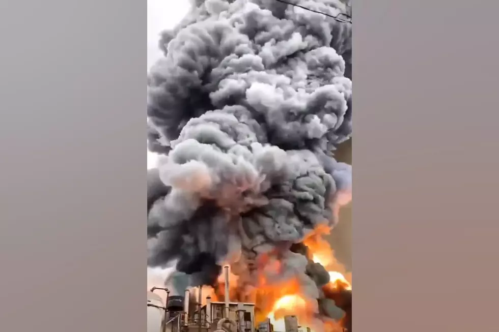 Video Shows a Huge Explosion at LaSalle, Illinois Chemical Plant