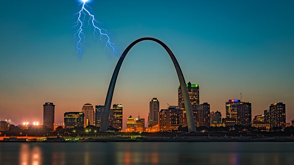 Lightning Strikes St. Louis' Gateway Arch with 300 Million Volts