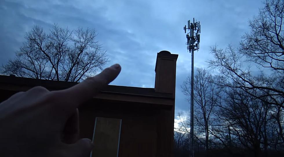 Did This Illinois Neighborhood Get Abandoned Due to Cell Towers?