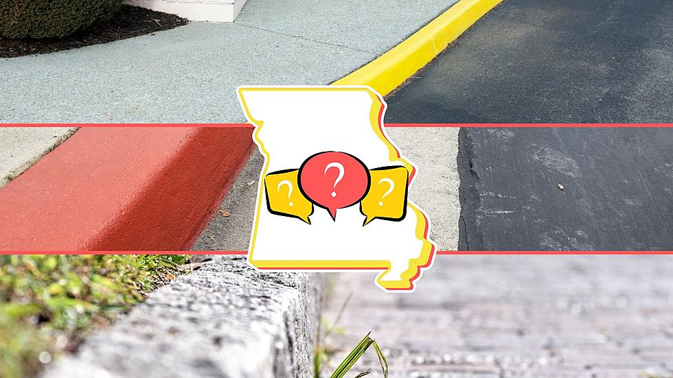 What Does a Red, Yellow or White Curb in Missouri Mean?